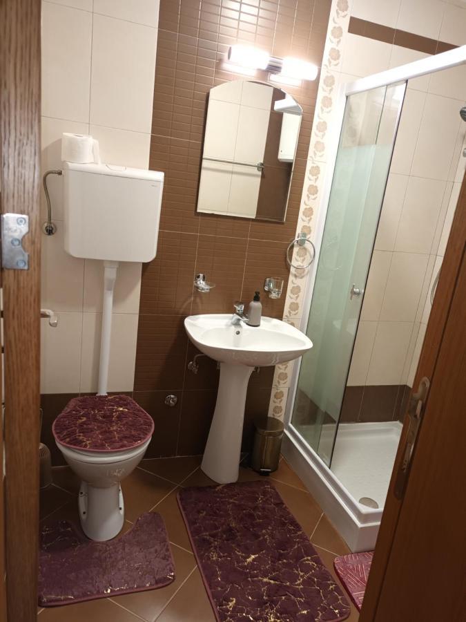 Apartman Romantic Vrnjacka Banja Bagian luar foto